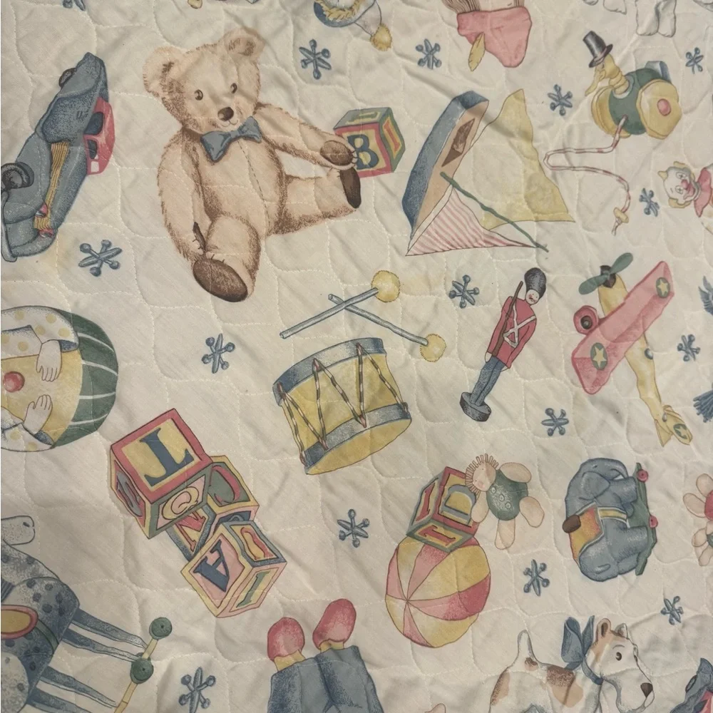 Vintage Daisy Kingdom Bunny Rabbit Nursery Crib Quilt Blanket Eyelet Lace Trim